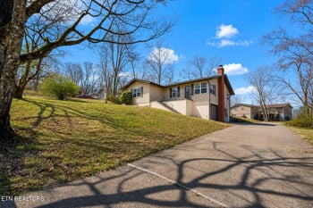 2701 Amelia Rd, Knoxville, TN 37917