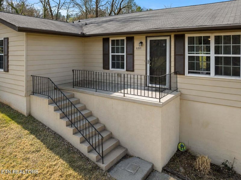 2701 Amelia Rd, Knoxville, TN 37917