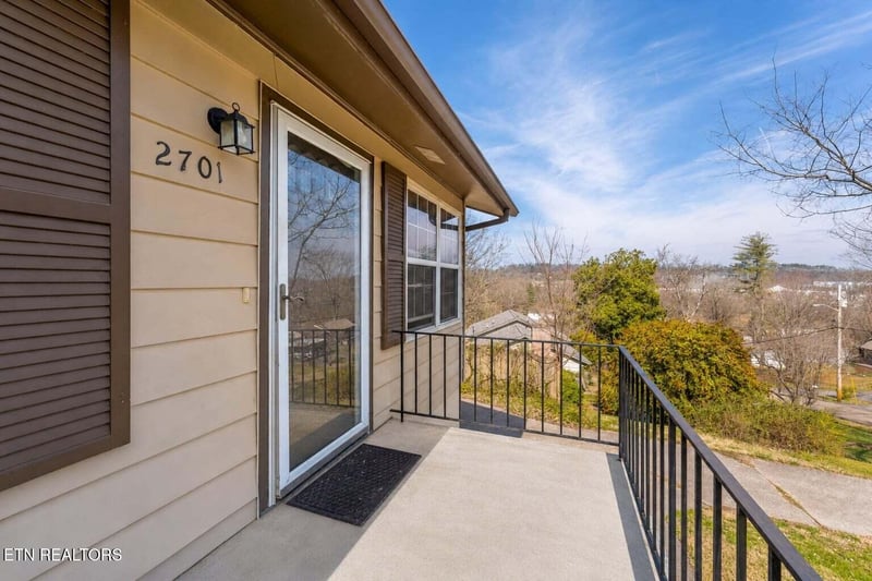 2701 Amelia Rd, Knoxville, TN 37917
