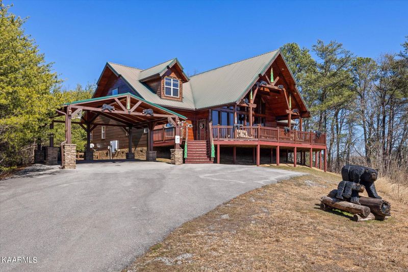 2701 Knights Ln, Sevierville, TN 37862