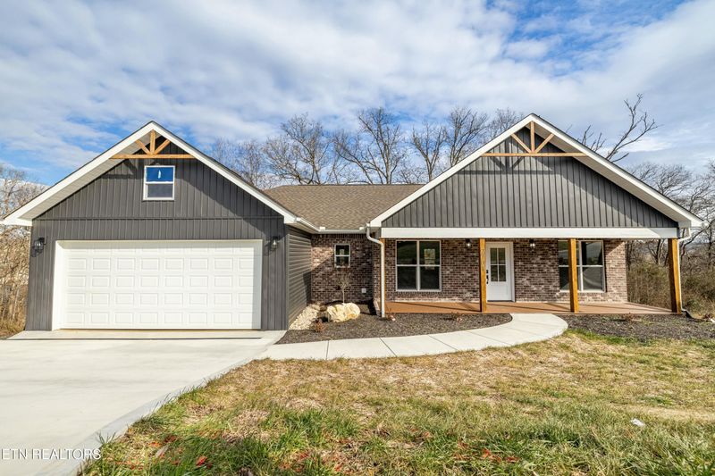 2701 Vista Meadows Ln, Sevierville, TN 37876