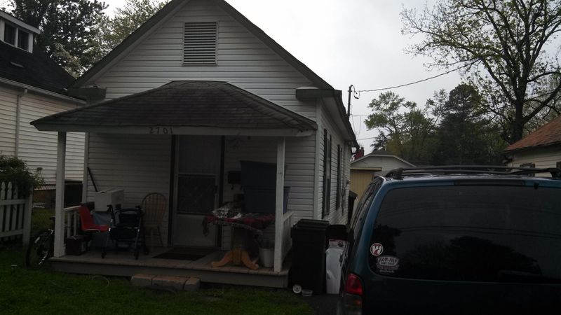 27012703 Barton St, Knoxville, TN 37917