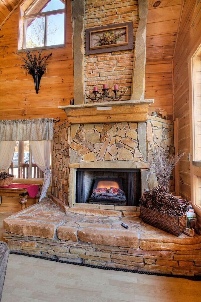 2704 Hatcher Mtn Rd, Sevierville, TN 37862