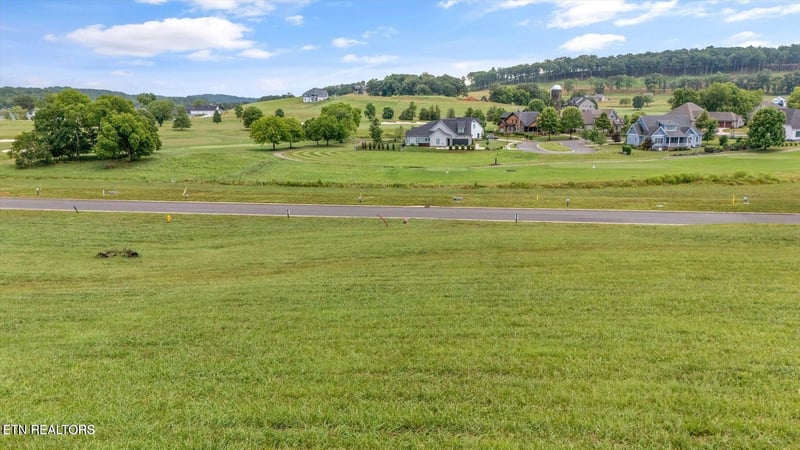 2705 Chestnut Ln, Loudon, TN 37774