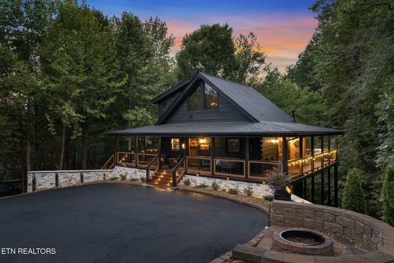 2705 Owls Cove Way, Sevierville, TN 37862