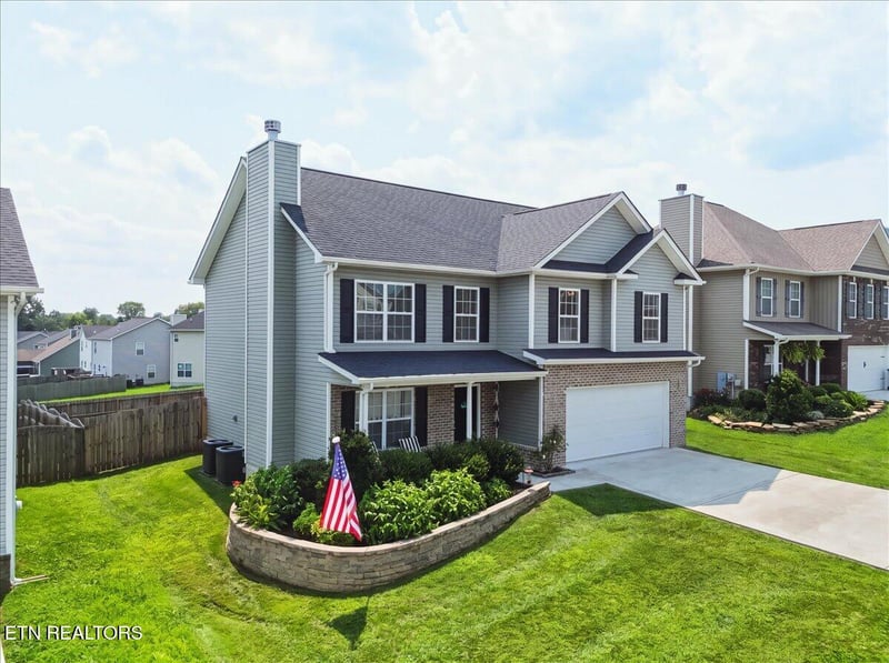 2705 Palace Green Rd, Knoxville, TN 37924