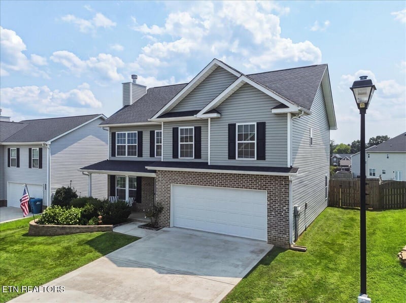 2705 Palace Green Rd, Knoxville, TN 37924