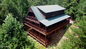 2705 Sawmill Branch Dr, Sevierville, TN 37862