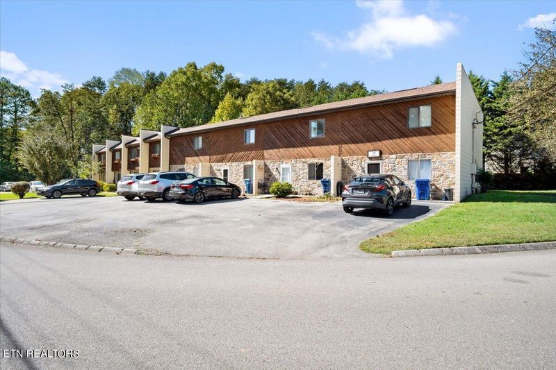 2705 Sood Rd #C, Knoxville, TN 37921