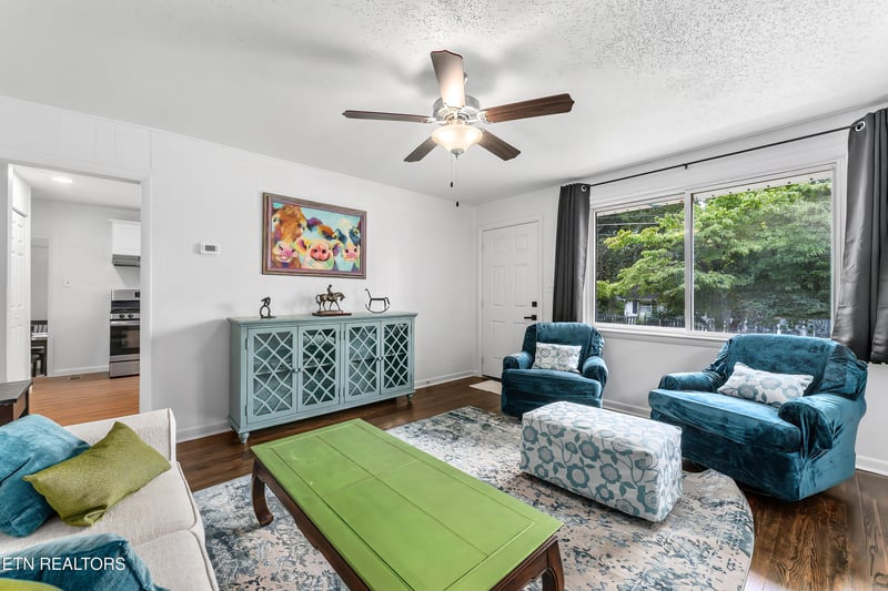 2705 Spencer St, Knoxville, TN 37917