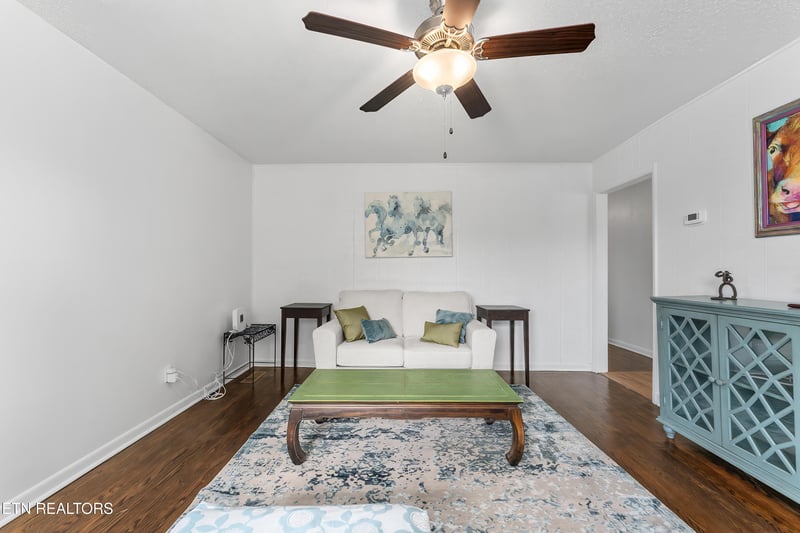 2705 Spencer St, Knoxville, TN 37917