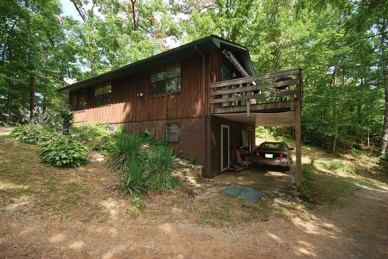 2706 Grassy Branch Rd, Sevierville, TN 37876