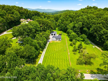 271 Stoutown Rd, Blaine, TN 37709