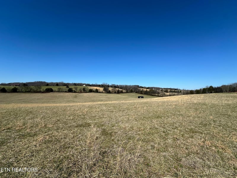 271 Thompson Rd, Madisonville, TN 37354