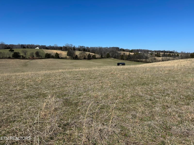 271 Thompson Rd, Madisonville, TN 37354