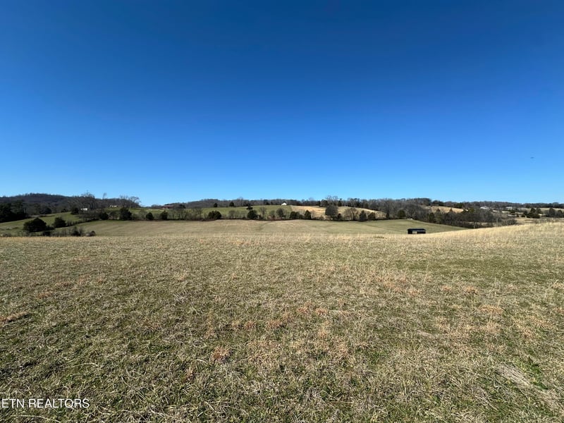 271 Thompson Rd, Madisonville, TN 37354