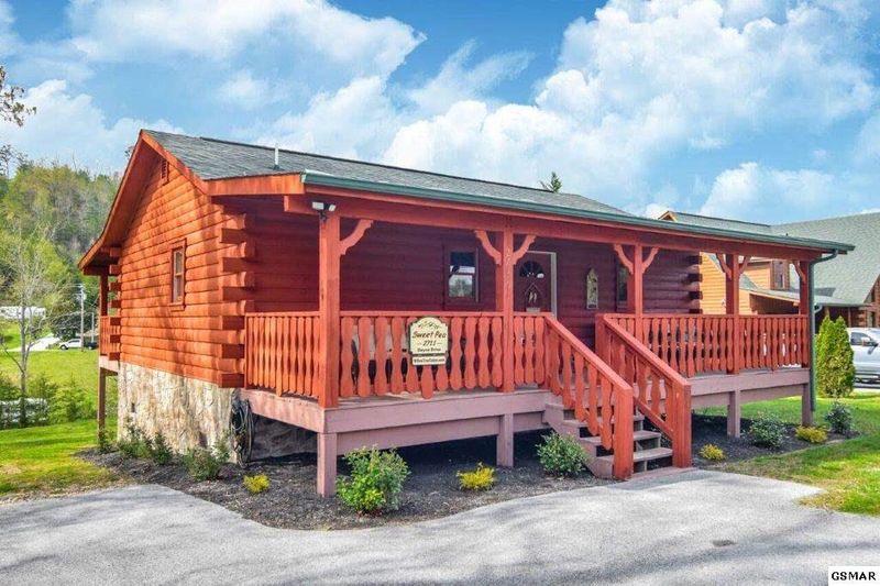 2711 Dayne Dr, Sevierville, TN 37876