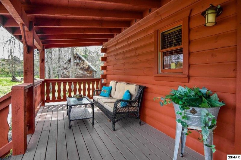 2711 Dayne Dr, Sevierville, TN 37876