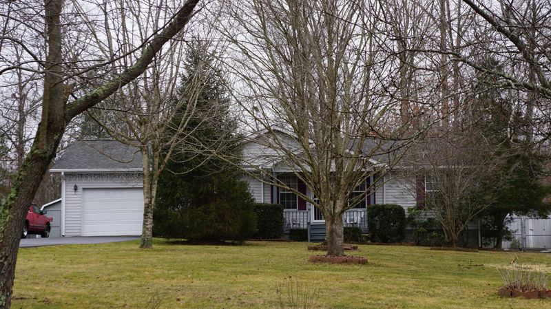 2711 Spruce Loop, Crossville, TN 38555