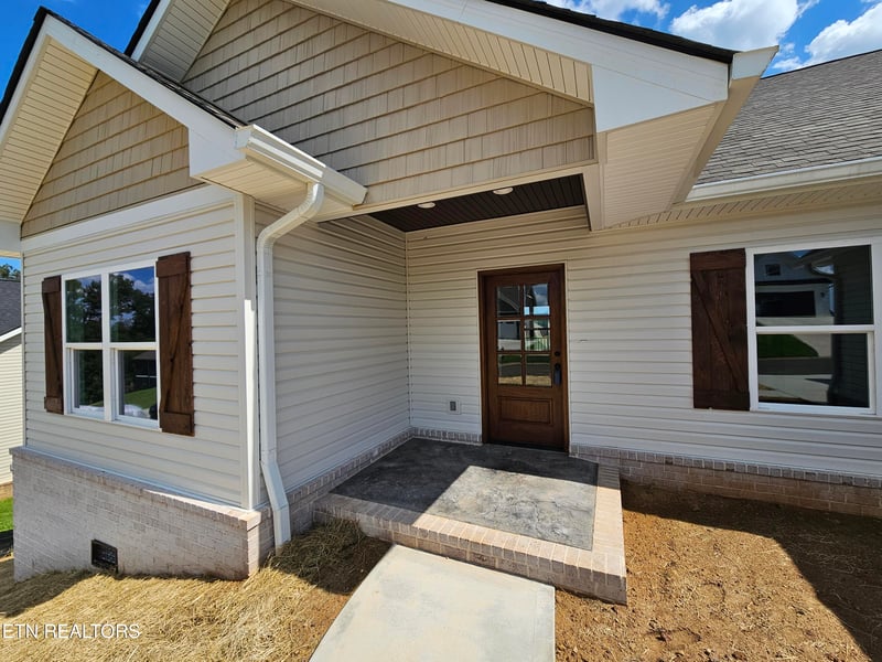 2711 Vista Meadows Ln, Sevierville, TN 37876