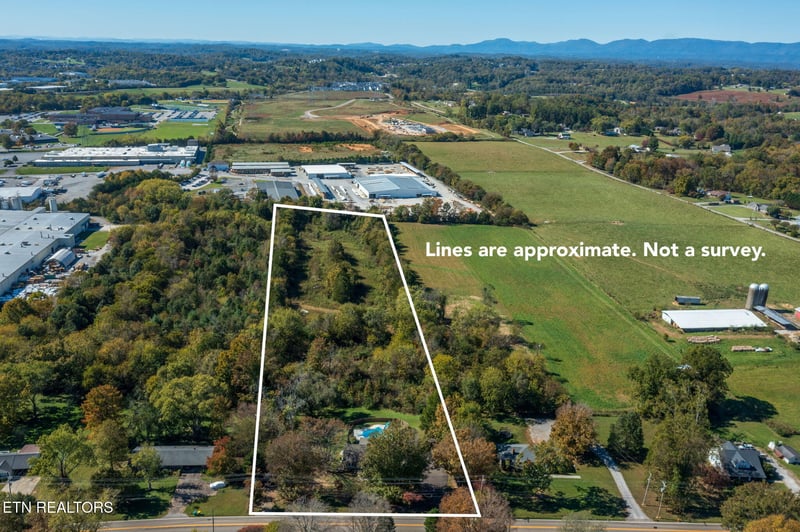 2713 Byington Beaver Ridge Rd, Knoxville, TN 37931