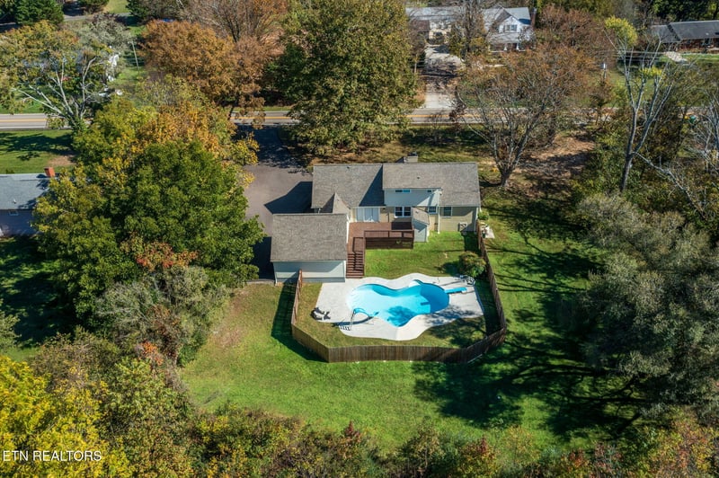 2713 Byington Beaver Ridge Rd, Knoxville, TN 37931