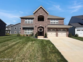 2714 Green Ash Ln, Knoxville, TN 37932