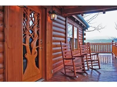 2715 Cats Paw Ln, Sevierville, TN 37862