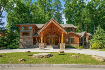 2716 Dayne Dr, Sevierville, TN 37876