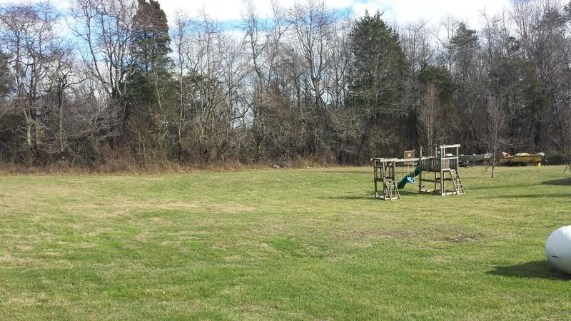 2717 Pinecrest Rd, Jacksboro, TN 37757
