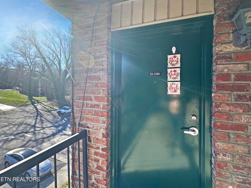 2718 Painter Ave #D100, Knoxville, TN 37919