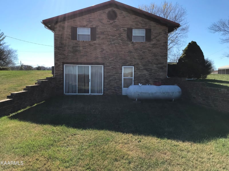 272 Simpson Rd, Whitesburg, TN 37891