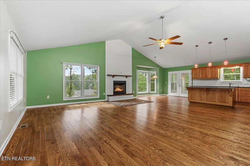 272 Woodhaven Dr, Vonore, TN 37885
