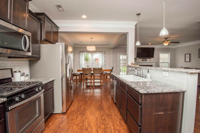 2720 Sweeping Rain Ln, Knoxville, TN 37931