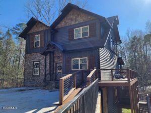 2721 Dogwood Loop Dr, Sevierville, TN 37876