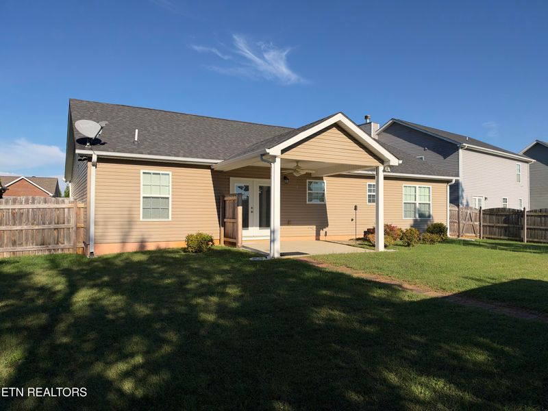 2721 Palace Green Rd, Knoxville, TN 37924