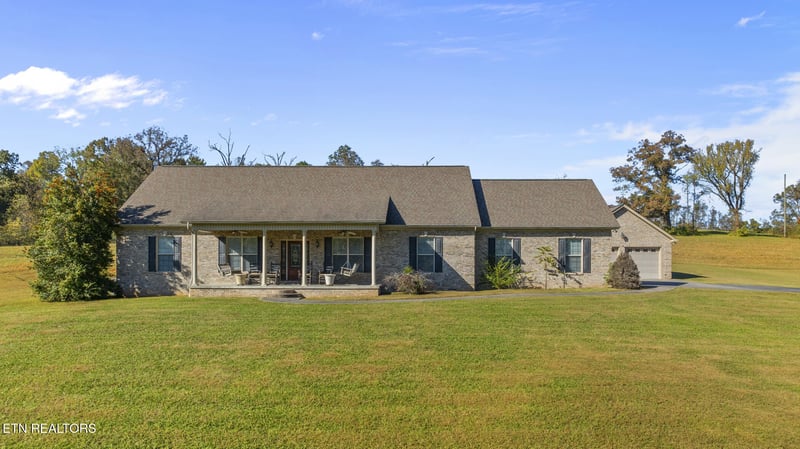 2721 Wayland Rd, Knoxville, TN 37914