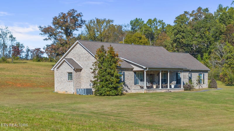 2721 Wayland Rd, Knoxville, TN 37914