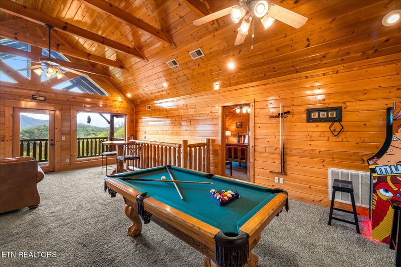 2722 Mountain Perserve Dr, Sevierville, TN 37862