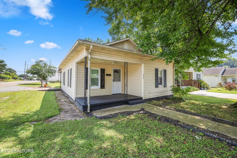 2722 Piedmont St, Knoxville, TN 37921