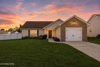 2723 Ely Park Ln, Knoxville, TN 37924