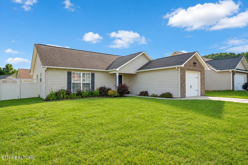 2723 Ely Park Ln, Knoxville, TN 37924