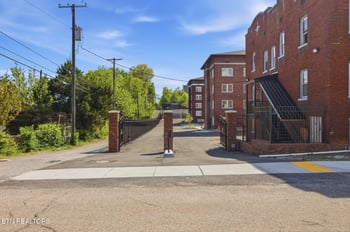 2724 E Magnolia Ave #401, Knoxville, TN 37914