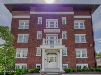 2724 E Magnolia Ave #402, Knoxville, TN 37914