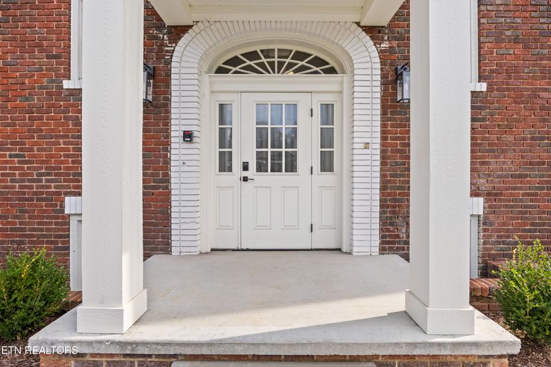 2724 E Magnolia Ave #404, Knoxville, TN 37914