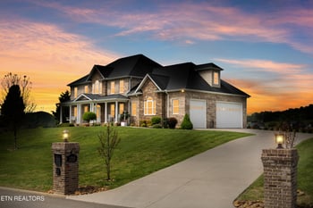 2725 River Island Blvd, Kodak, TN 37764