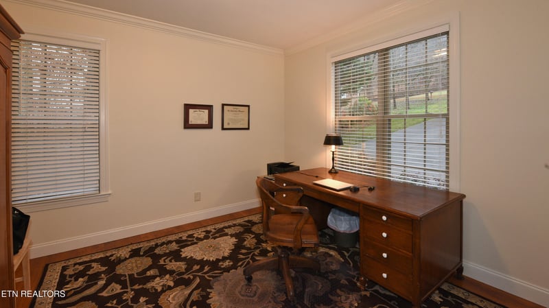 2728 Joneva Rd, Knoxville, TN 37932