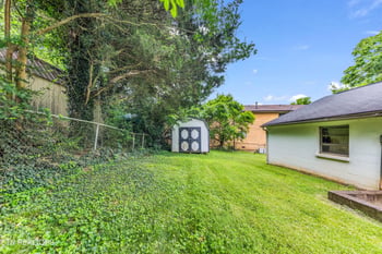 2729 Barton St, Knoxville, TN 37917