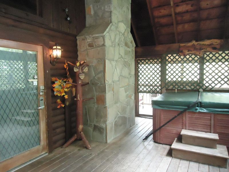 273 Cherokee Path Way, Sevierville, TN 37876