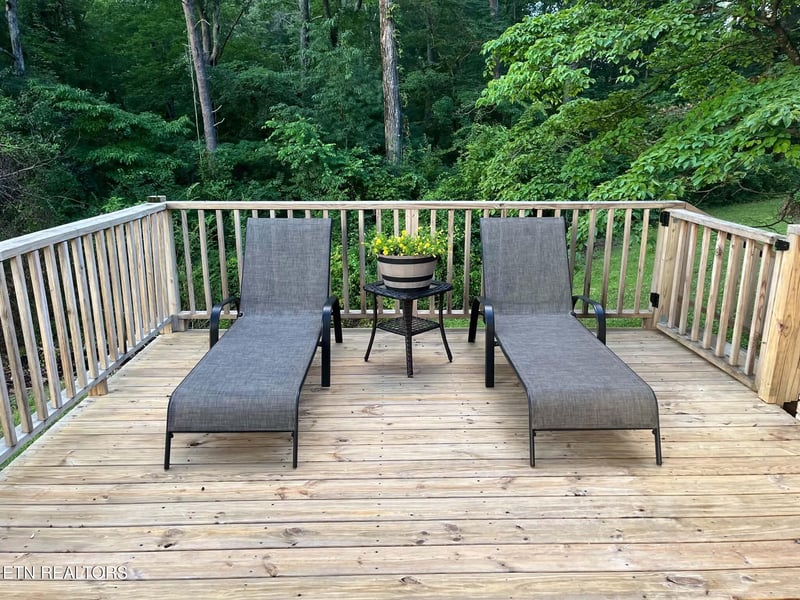 273 Fairway St, Crossville, TN 38571